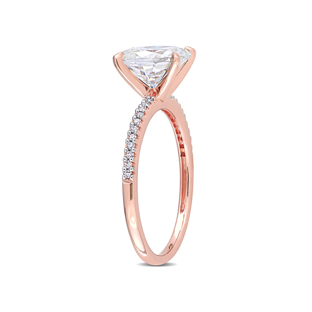 2.00 Carat (ctw) Lab-Created Oval Moissanite Solitaire Engagement Ring 14K Rose Gold with Diamonds Image 4