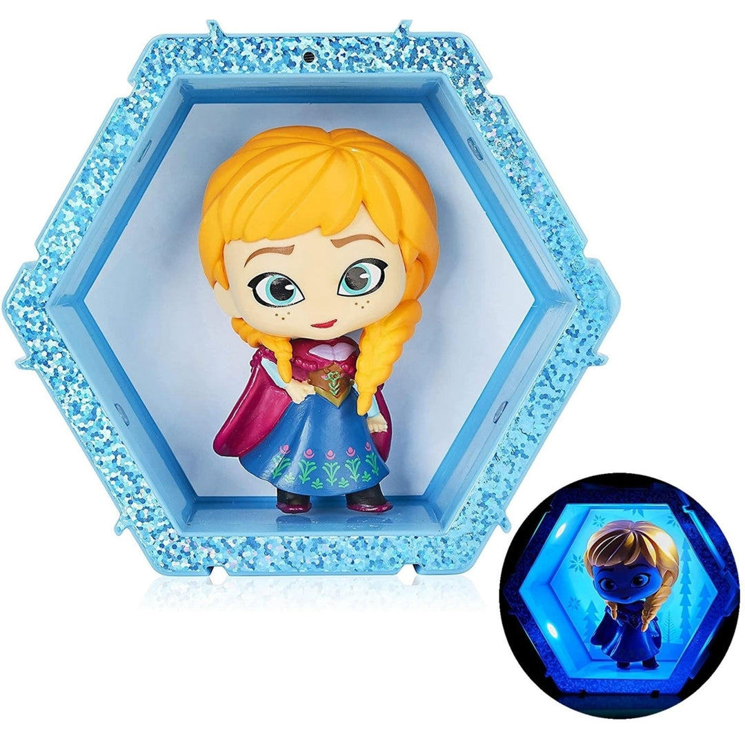 WOW Pods Disney Frozen Anna Princess Swipe to Light Connect Light-Up Figure Collectible Image 1