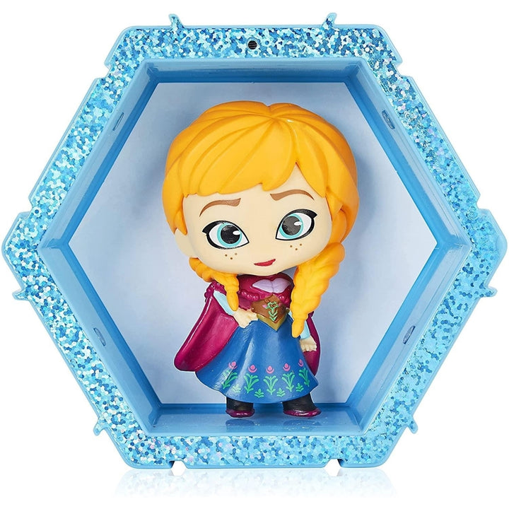 WOW Pods Disney Frozen Anna Princess Swipe to Light Connect Light-Up Figure Collectible Image 6