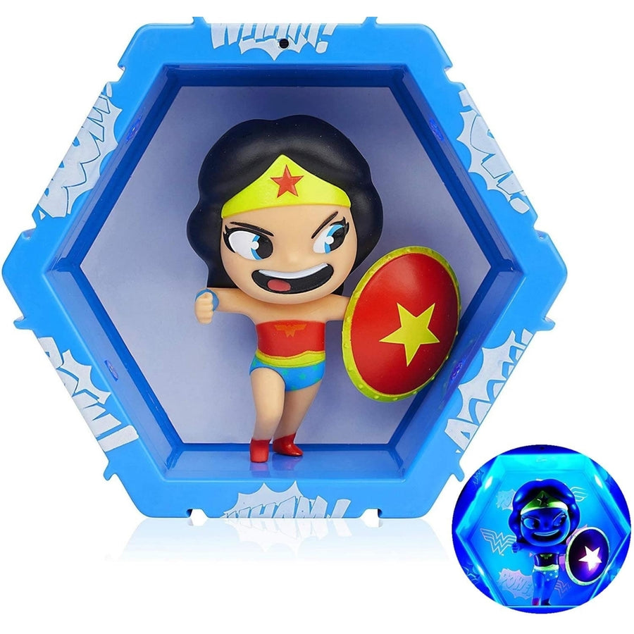 WOW Pods DC Comics Wonder Woman Swipe Light-Up Connect Figure Superhero Collectible Stuff! Image 1