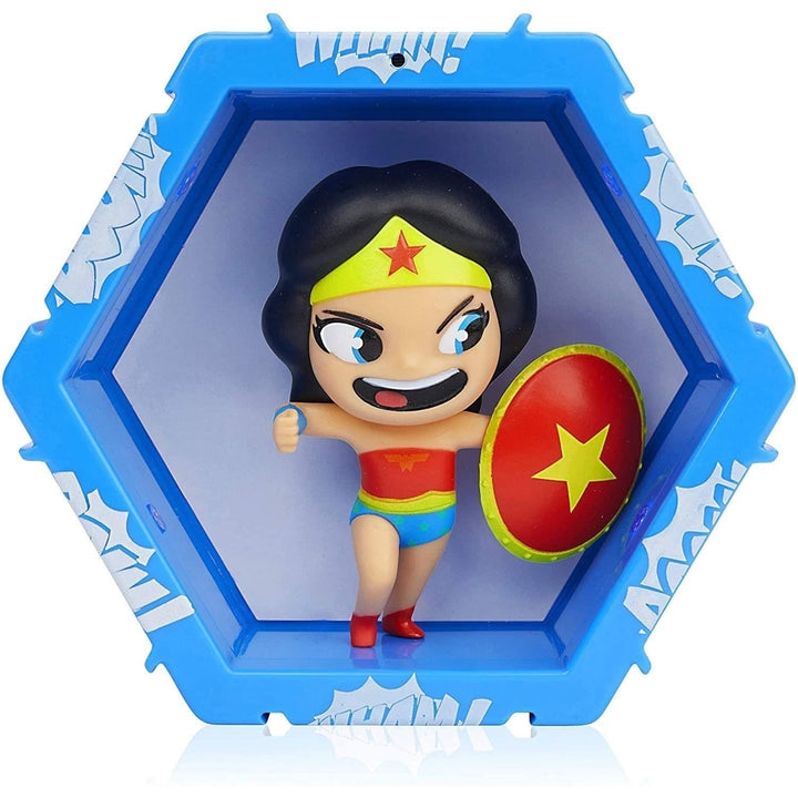 WOW Pods DC Comics Wonder Woman Swipe Light-Up Connect Figure Superhero Collectible Stuff! Image 3