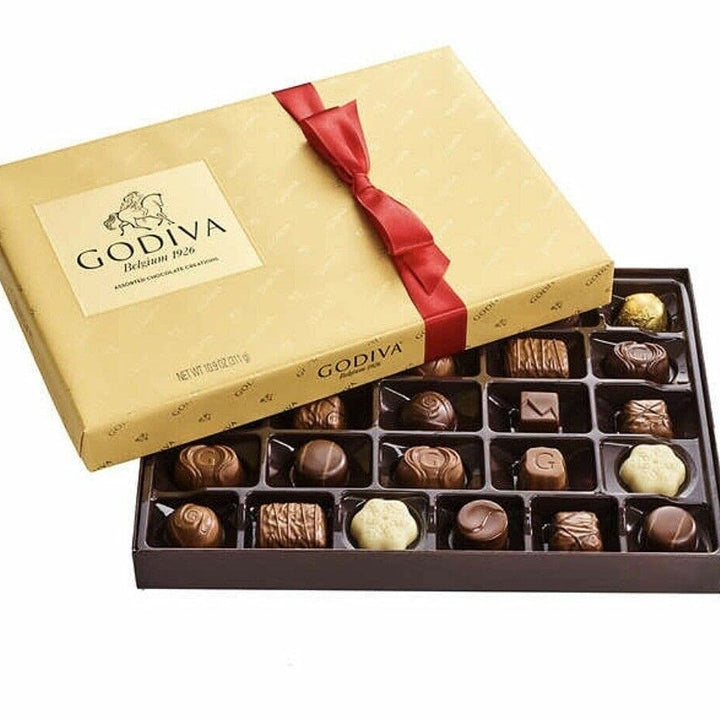 Godiva Belgium Goldmark Assorted Chocolate11.3 Ounce (26 Pieces) Image 2