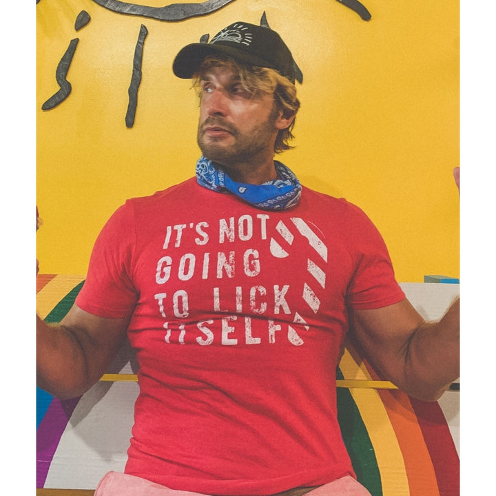 Mens Its Not Going To Lick Itself T shirt Funny Offensive Sarcastic Christmas Image 4