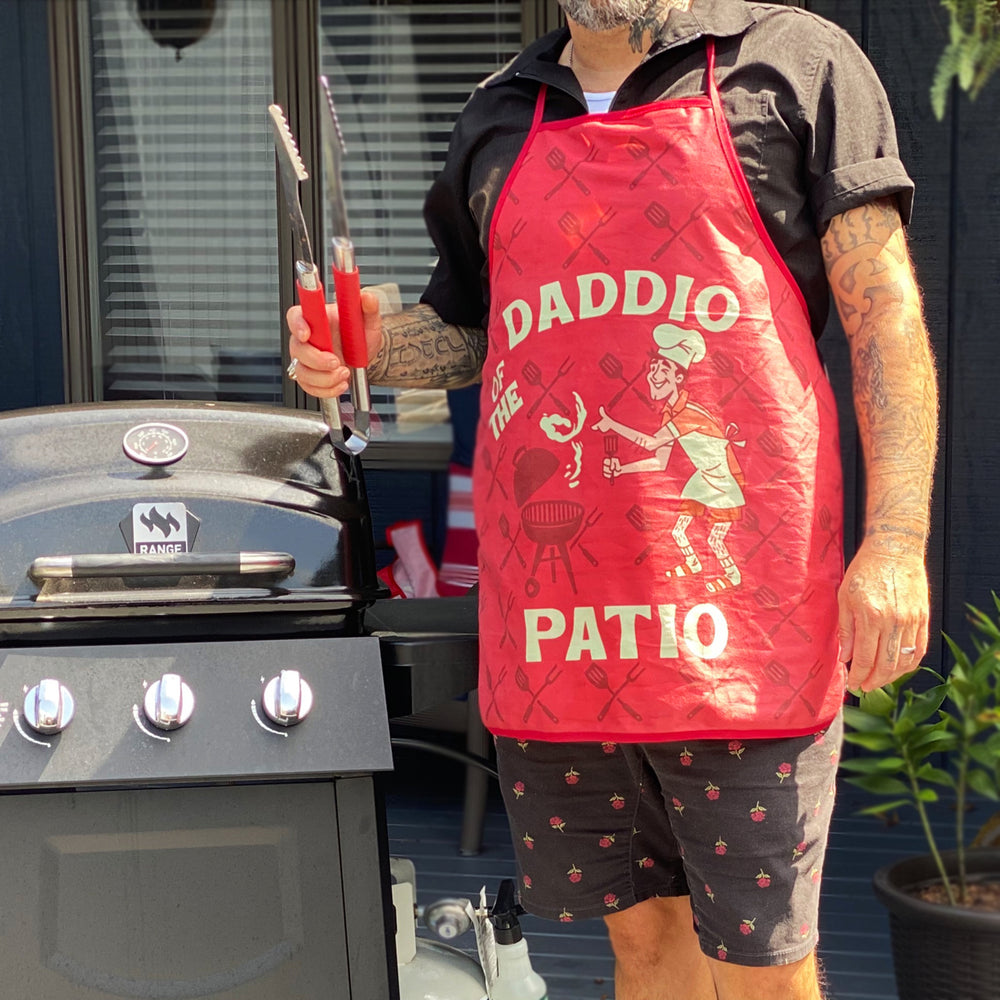 Daddio Of The Patio Apron Funny Backyard Bar-B-Que Grilling Kitchen Smock Image 2