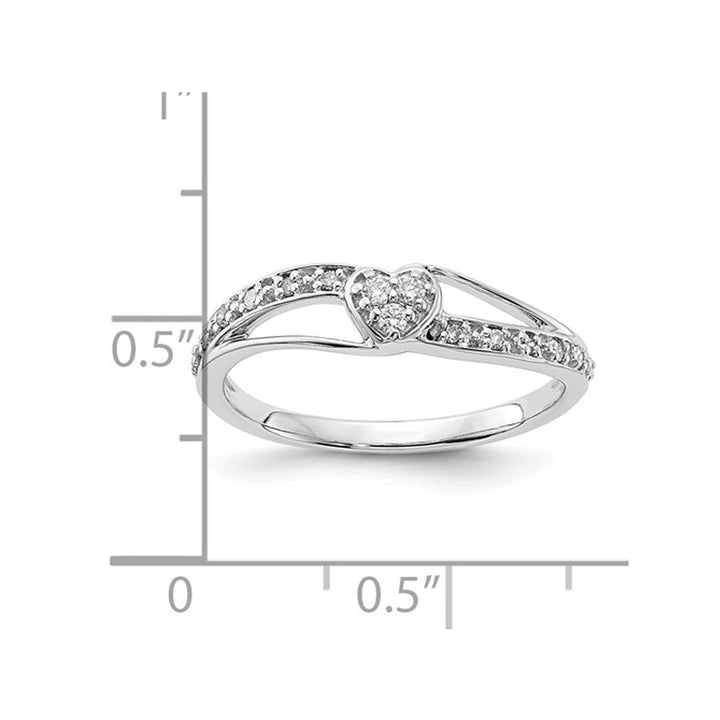 1/10 Carat (ctw) Diamond Heart Promise Ring in 10K White Gold Image 2
