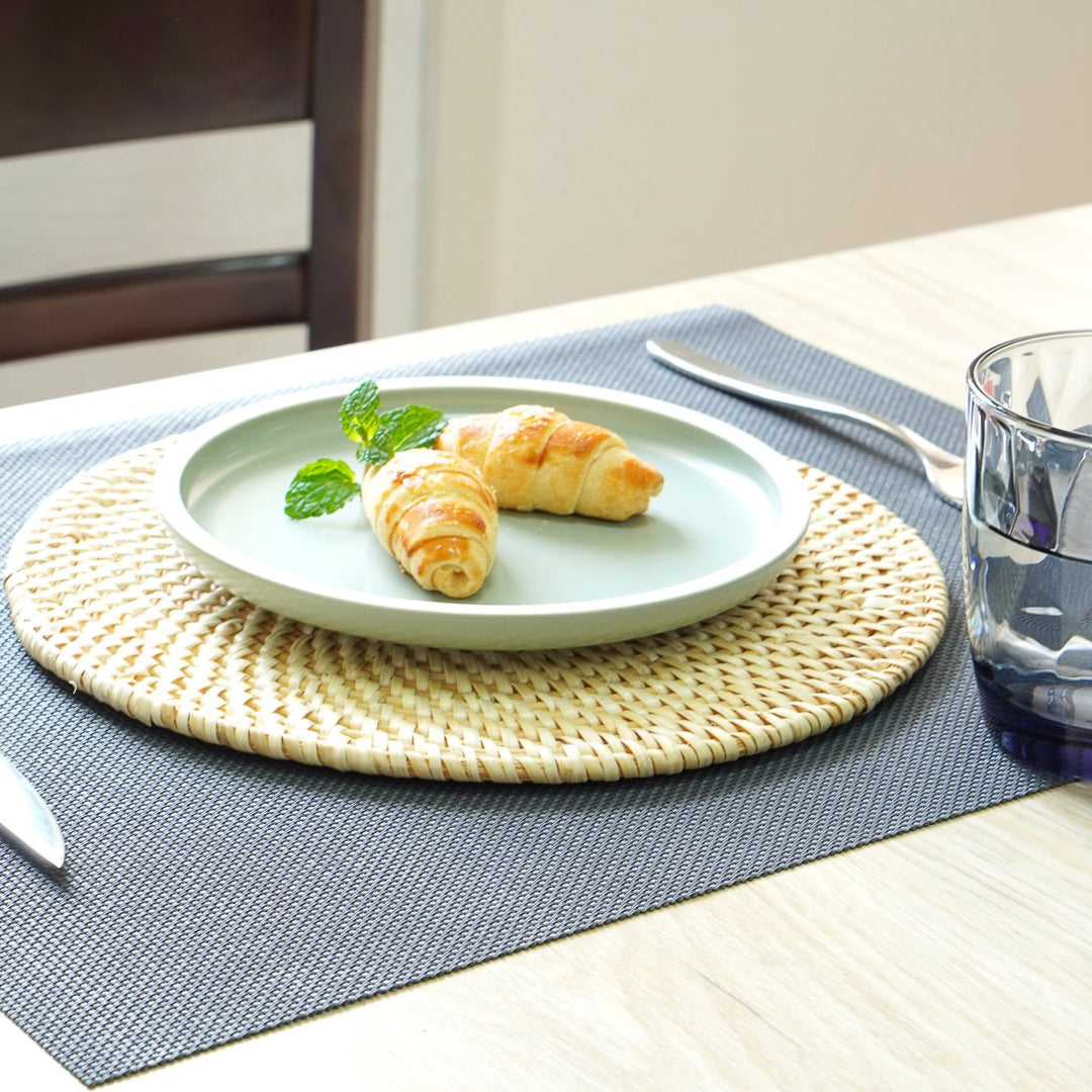 Set of 4 Round Natural Woven Rattan Placemats for Kitchen Dining Decor Image 4