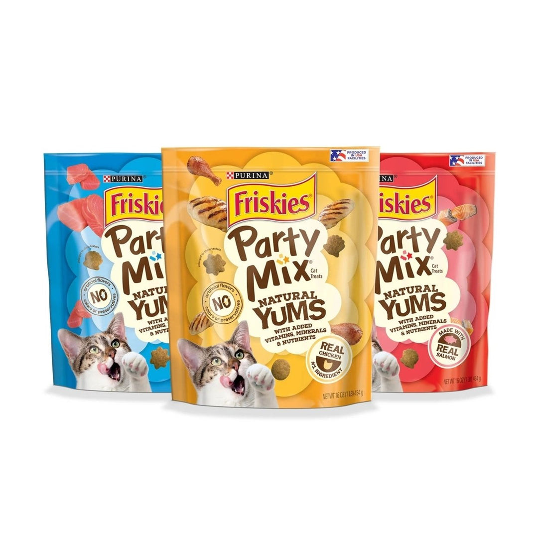 Purina Friskies Party Mix Natural Yums Cat Treats with Real Meat (48 Ounce) Image 2