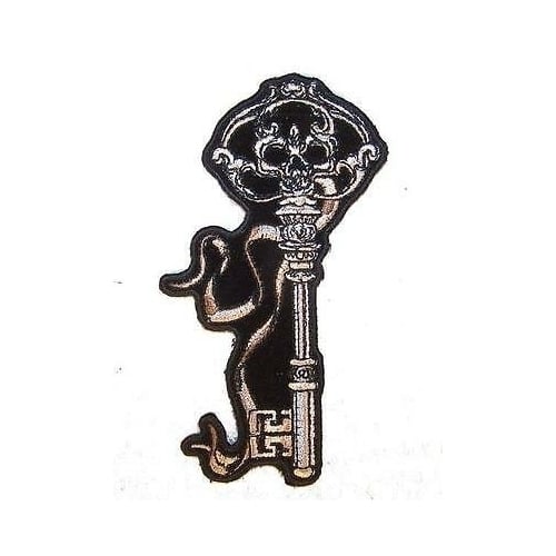 DELUXE EMBRODIERED SKELETON KEY PA6670 iron on novelty biker patches SKULL Image 1