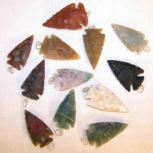 6 STONE ARROWHEAD PEANDANT WITH JUMP RING arrow heads rock arrowheads peandants Image 1