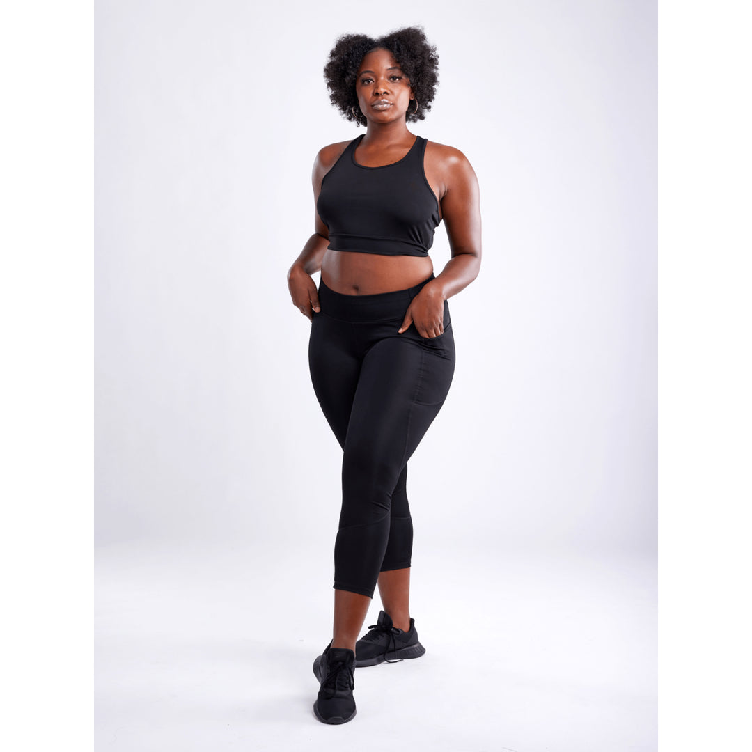 High-Waisted Classic Gym Leggings with Side Pockets Image 6