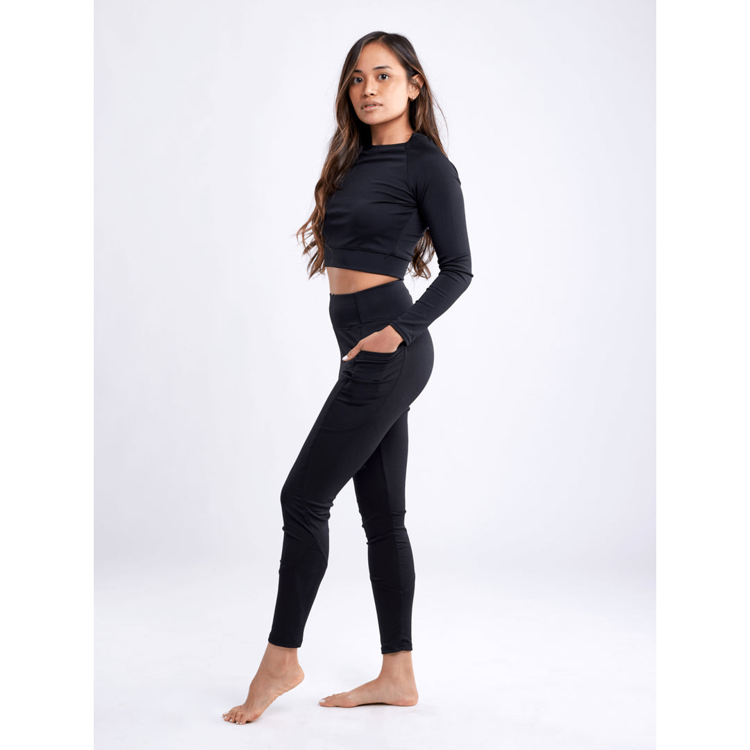 High-Waisted Classic Gym Leggings with Side Pockets Image 10