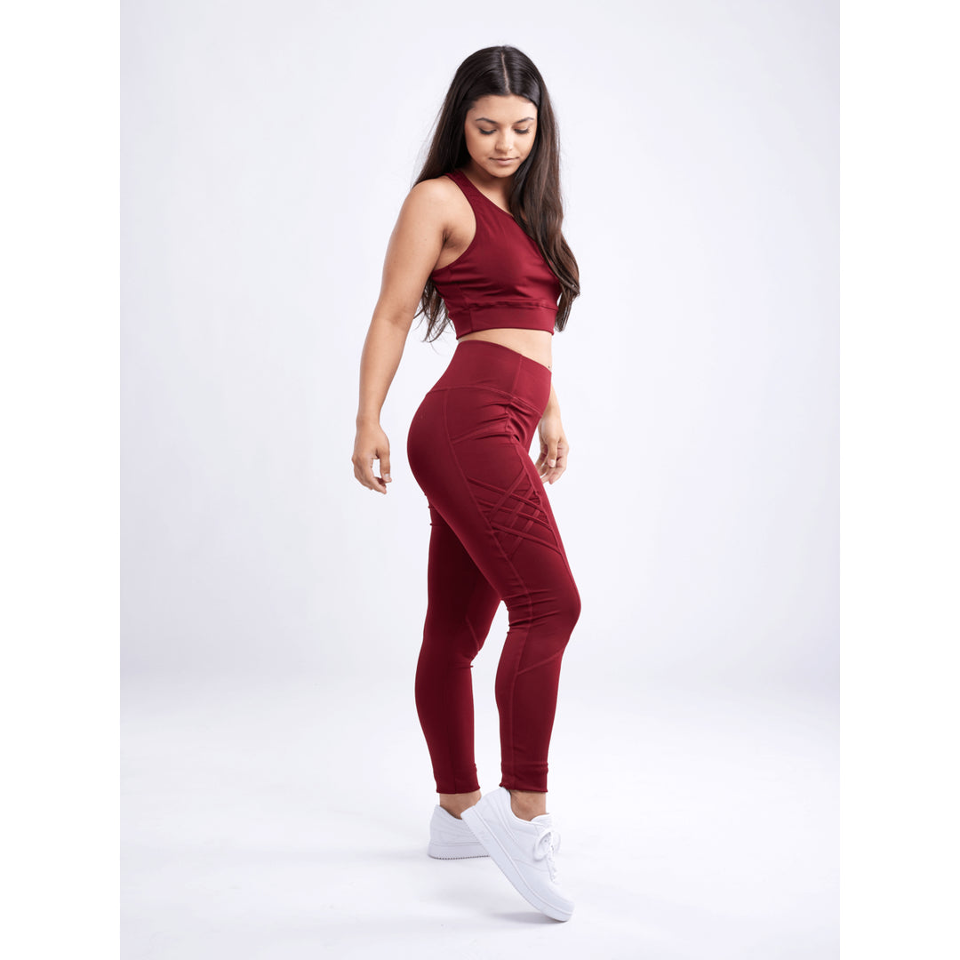 High-Waisted Criss-Cross Training Leggings with Hip Pockets Image 11