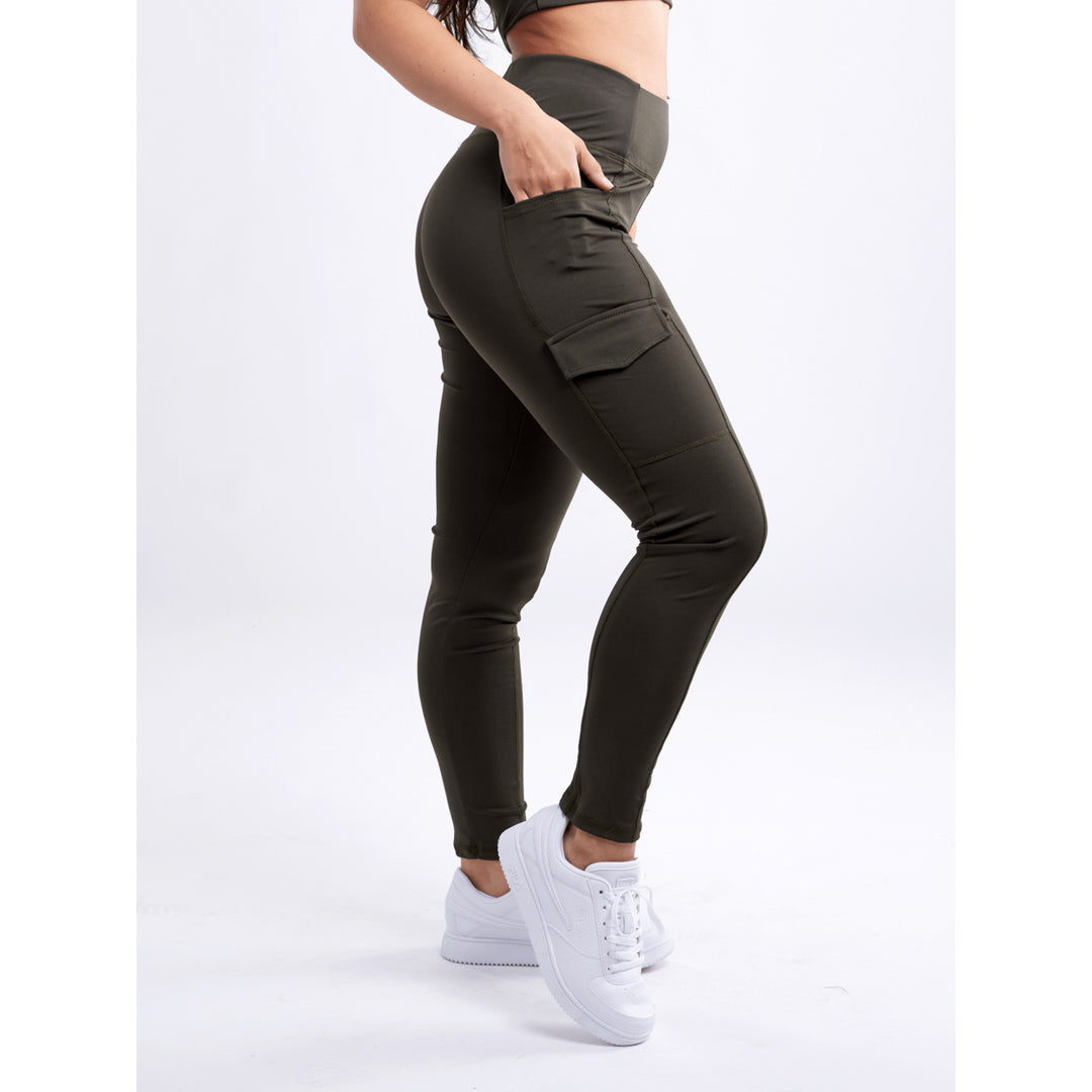 High-Waisted Leggings with Side Cargo Pockets Image 3