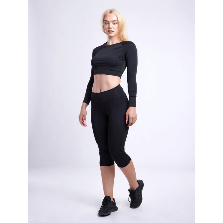 Mid-Rise Capri Fitness Leggings with Side Pockets Image 9