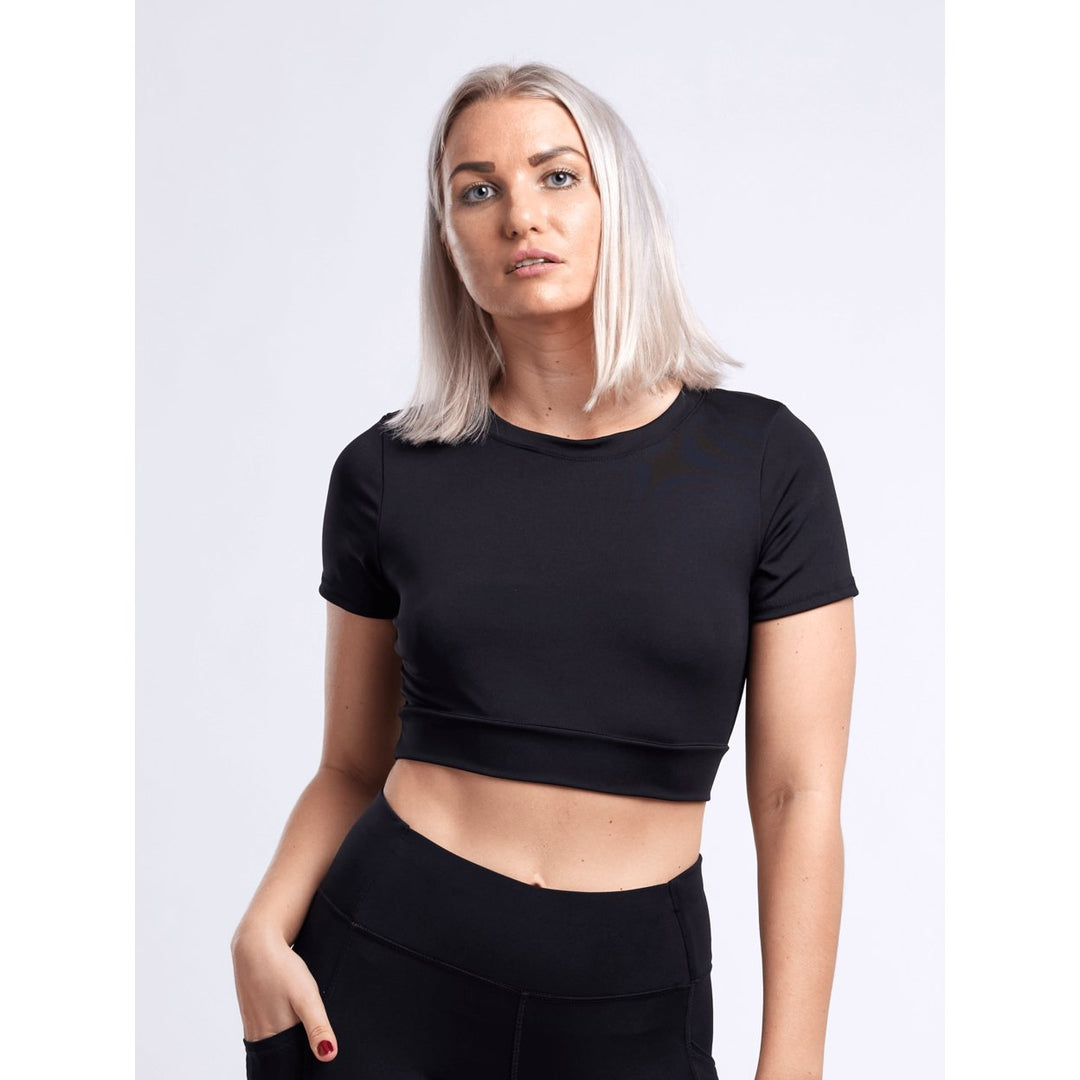 Short-Sleeve Crop Top Image 4