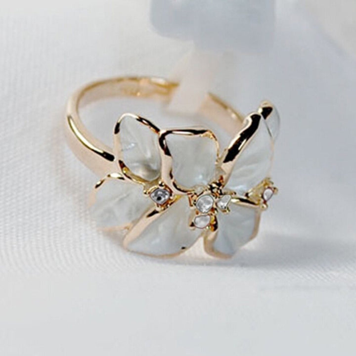 Womens Fashion Flower Pattern Weddding Party Alloy Ring Charming Jewelry Gift Image 6