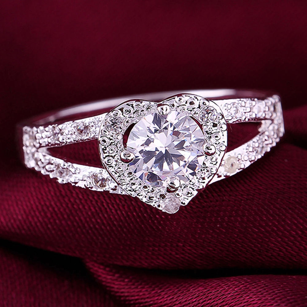 Ring Rhinestone Inlaid Creative Jewelry Heart Shape Engagement Gift for Women Image 2