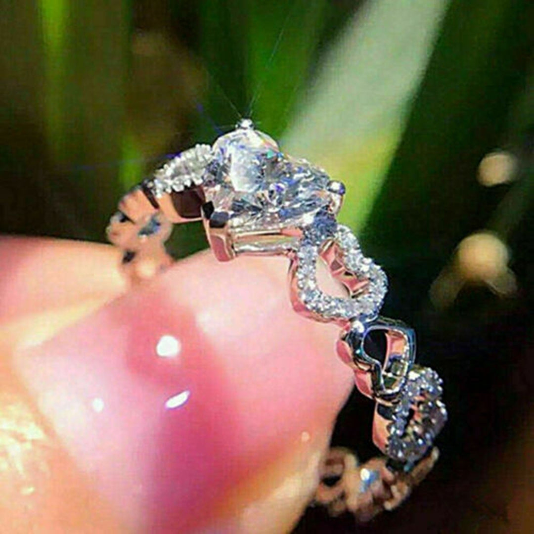 Ring Delicate Rhinestone Alloy Exquisite Engagement Heart Ring Jewelry for Daily Use Image 4