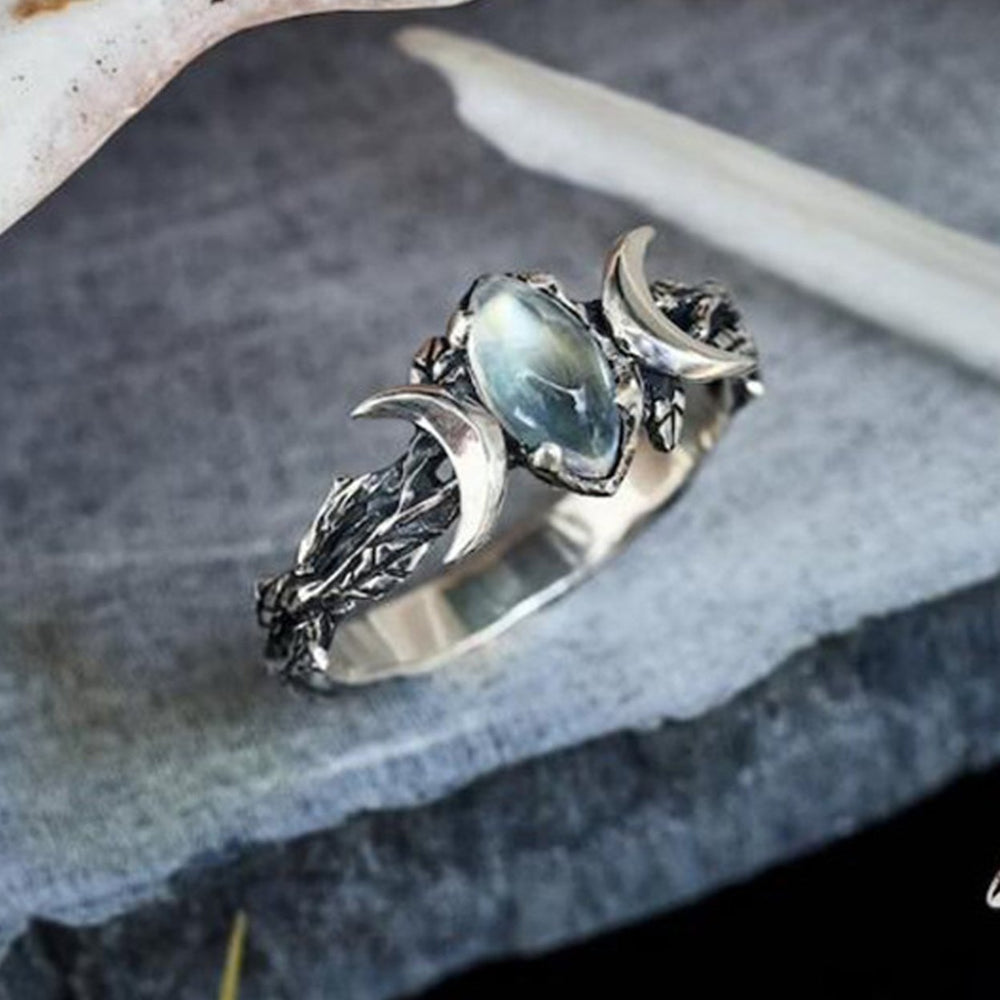 Women Ring Exquisite Fine Workmanship Silver Color Retro Fashion Ring for Daily Wear Image 2