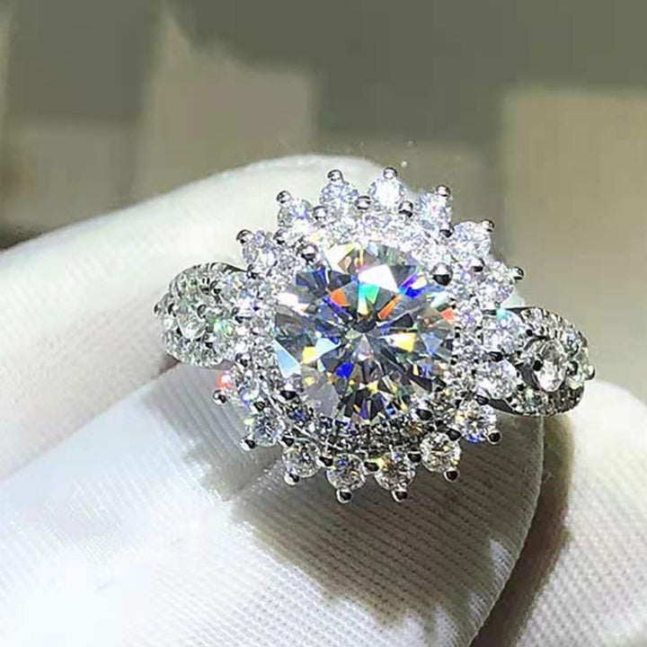 Women Ring Flower Shape Rhinestones Jewelry Lightweight Fashion Appearance Finger Ring for Wedding Image 3