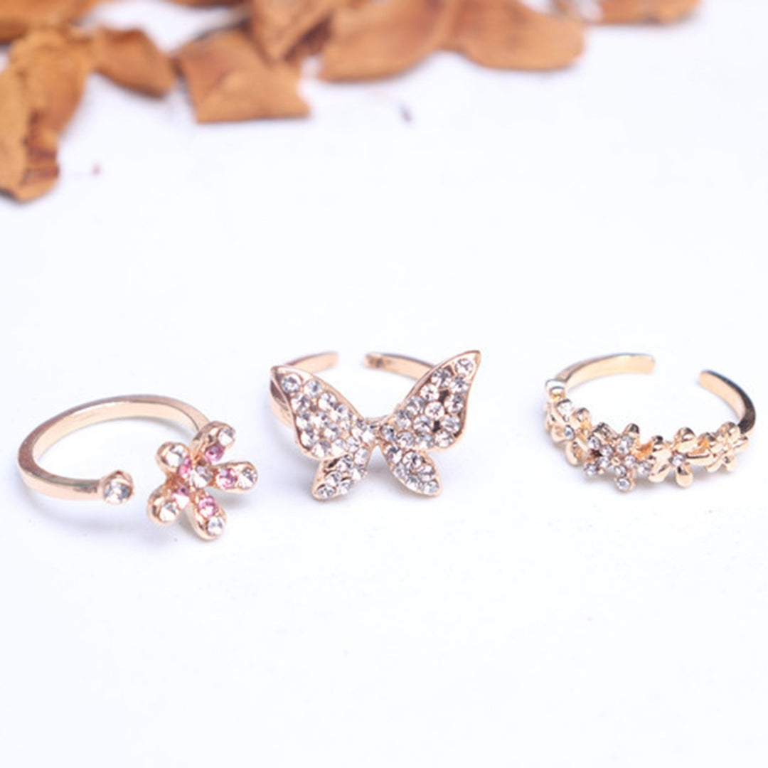 Finger Ring Exquisite Shape Rust-proof Alloy Women Sparkling Butterfly Ring Wedding Jewelry for Lady Image 4