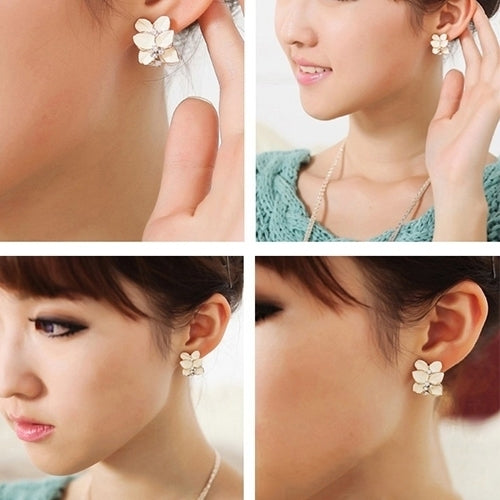 Women Fashion Luxury Elegant White Gardenia Flower Pattern Stud Earrings Image 3