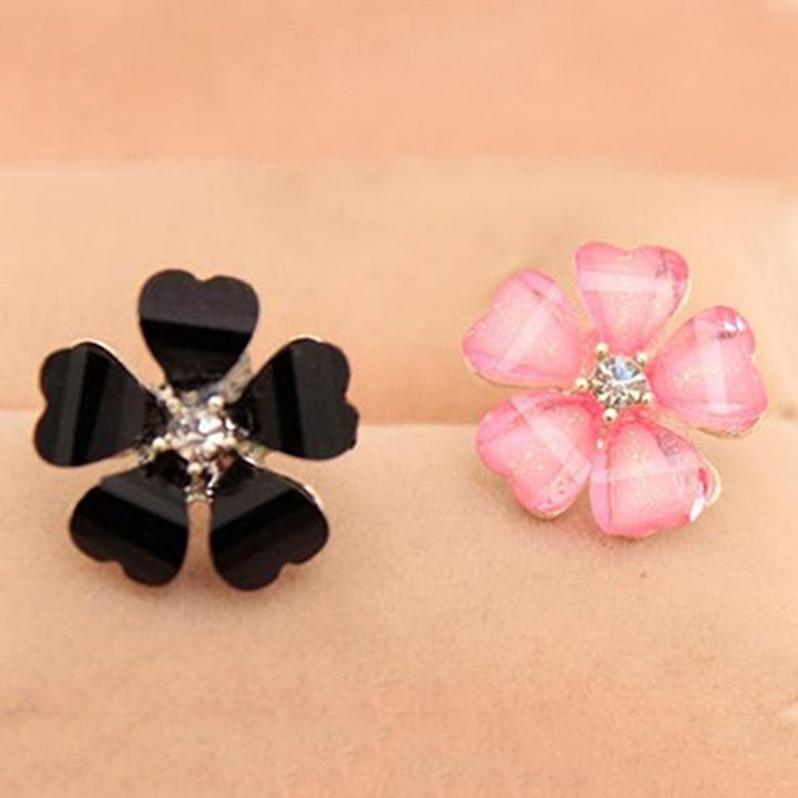 Ear Stud Rhinestone Petals Flower Pattern Alloy Exquisite Shiny Earrings for Women Image 4