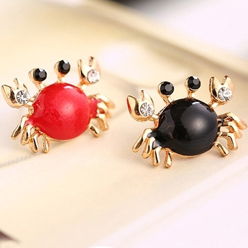 Women Sea Life Crab Rhinestones Ear Studs Golden Alloy Earrings Fashion Jewelry Image 4
