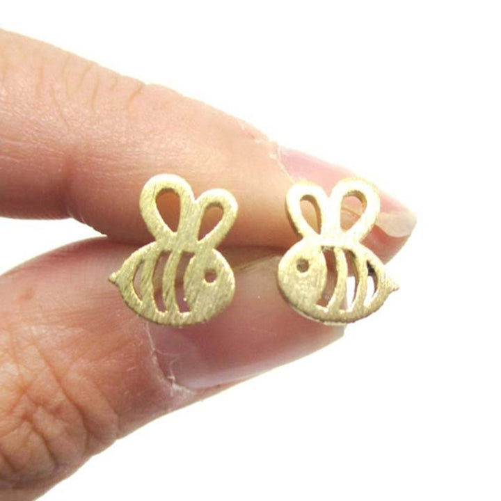 Lovely Hollow Insect Bee Ear Studs Girls Jewelry Date Shopping Party Earrings Image 4