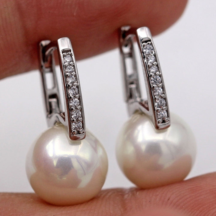 Women Fashion Faux Pearl Rhinestone Inlaid Leaverback Earrings Party Jewelry Image 2