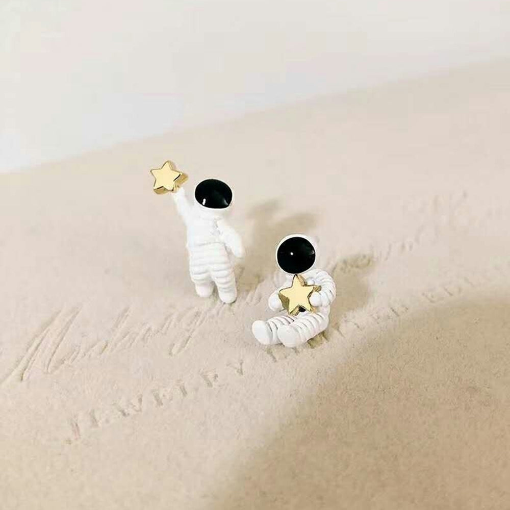 Cute Womens Asymmetric Star Spaceman Ear Studs Earrings Jewelry Party Gift Image 2