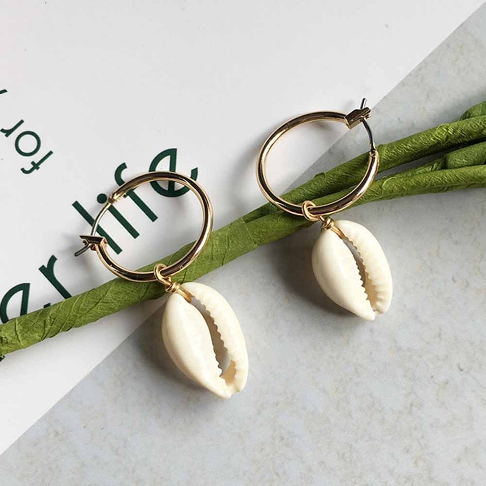 Fashion Sea Shell Huggie Earrings Women Statement Summer Beach Party Jewelry Image 2