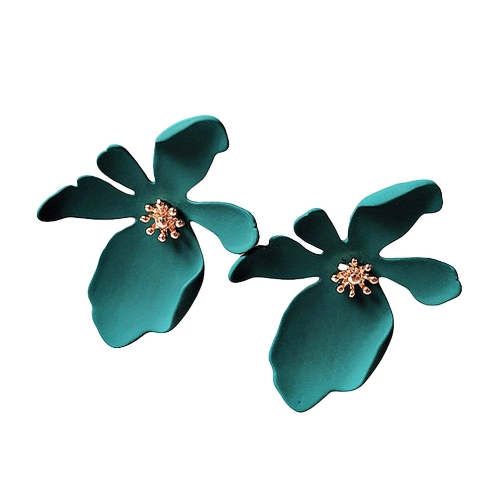 Fashion Daisy Flower Shape Metal Ear Stud Earrings Women Party Jewelry Gift Image 4