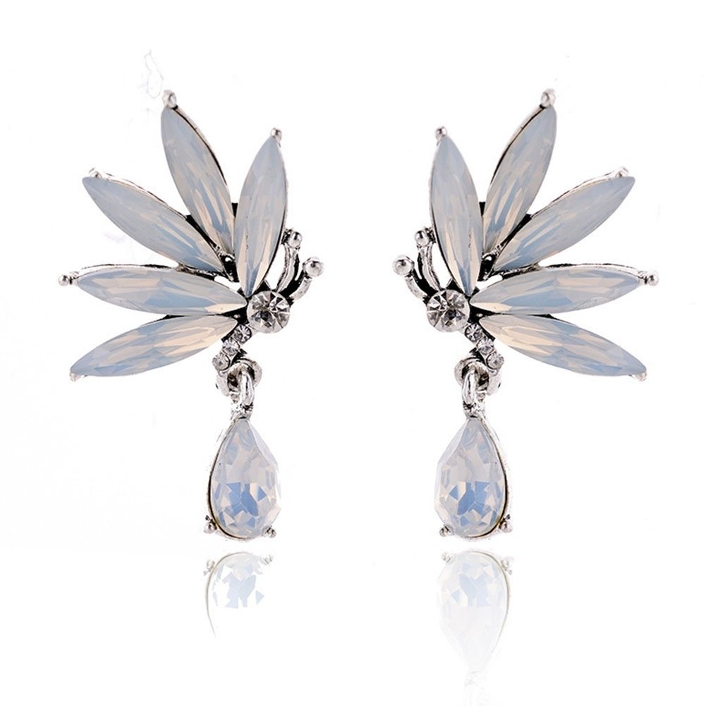 1 Pair Women Rhinestones Butterfly Earrings Faux Crystal Ear Pendants for Party Image 1