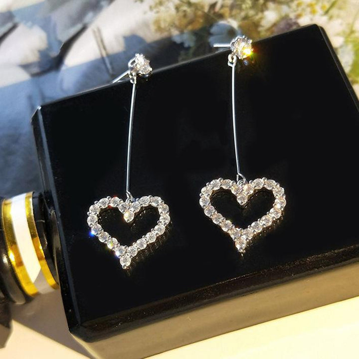 Stud Earrings Heart-shaped All Matching Alloy Fancy Stud Pendant for Valentines Image 2