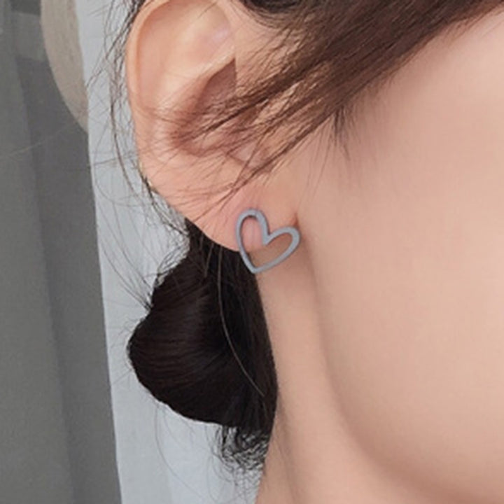 1 Pair Chic Ear Studs Attractive Heart Shape Earrings Decorative Stylish Heart Earrings for Daily Life Image 10