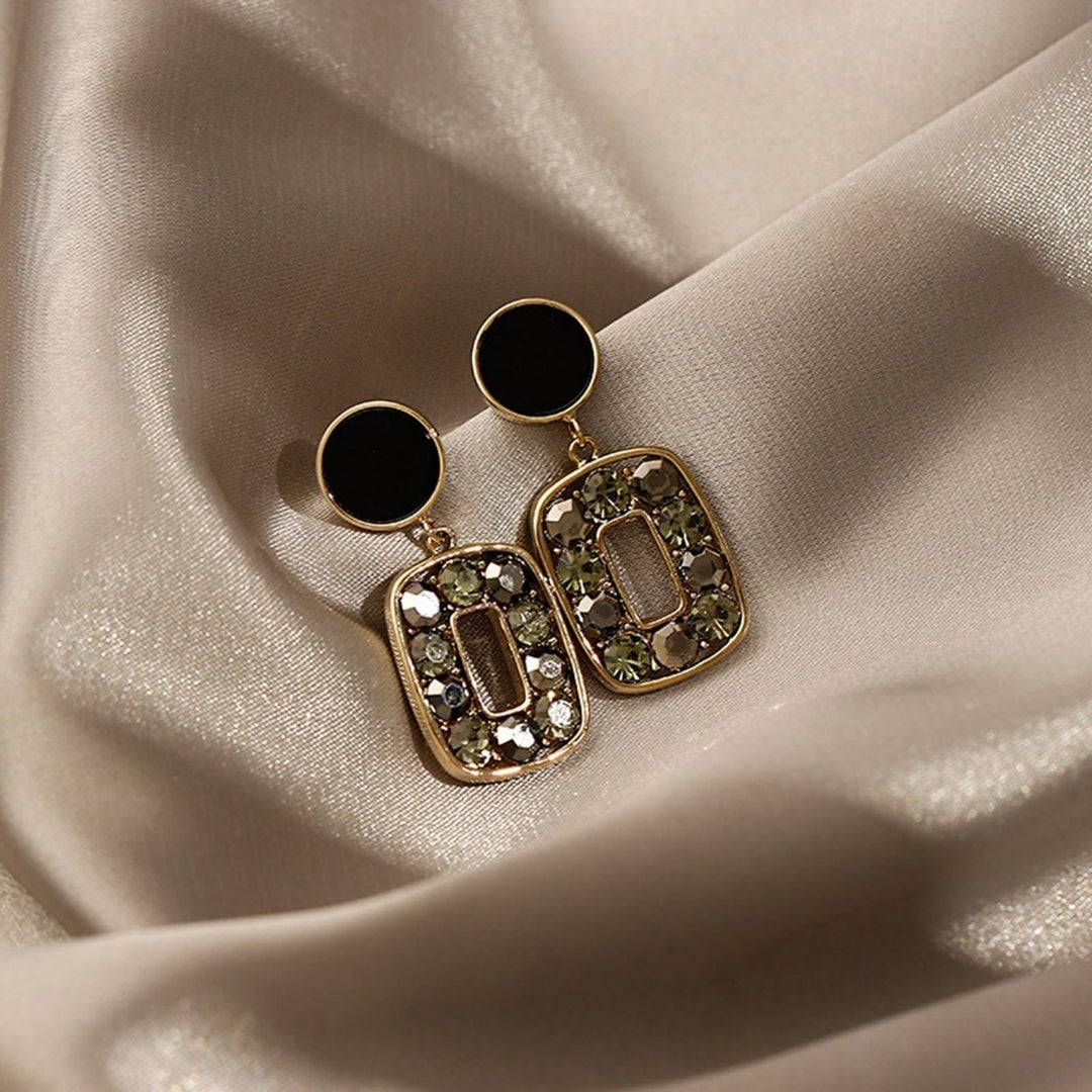 1 Pair Square Unique Drop Ear Stud Geometric-shaped Eye-catching Rhinestone Stud Earrings for Holiday Image 4