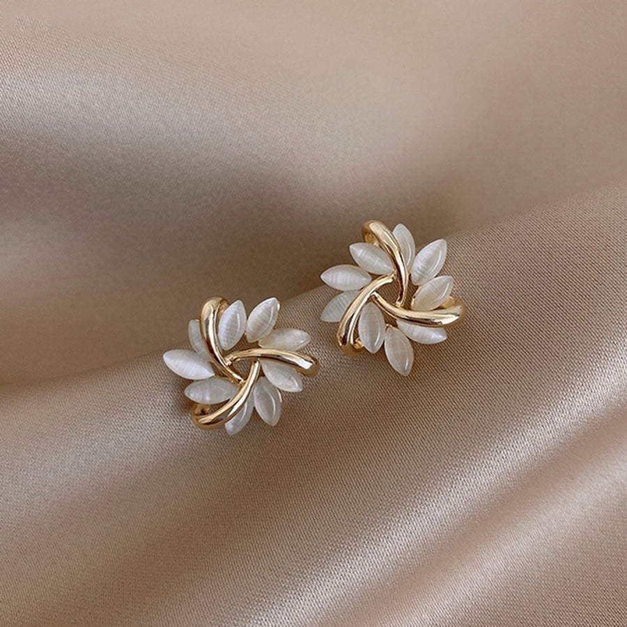 1 Pair Petal Circle Flower Shape Women Earrings Alloy Geometric Round Stud Earrings Jewelry Accessory Image 1