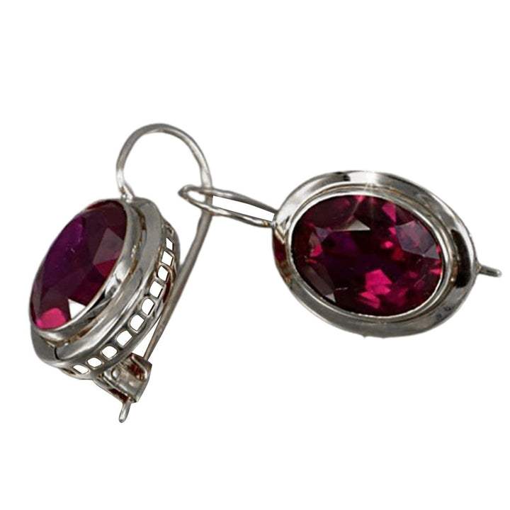 1 Pair Red Rhinestone Women Earrings Oval Alloy Hollow Shiny Clip Earrings Wedding Jewelry Image 1