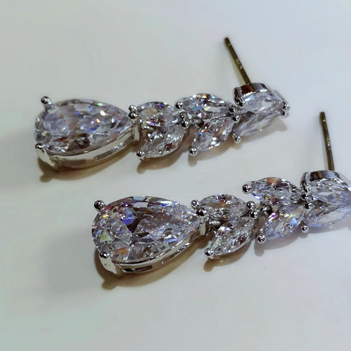 1 Pair Dangle Earrings Leaf Shape Rhinestones Jewelry Delicate Cubic Zirconia Stud Earrings for Wedding Image 7
