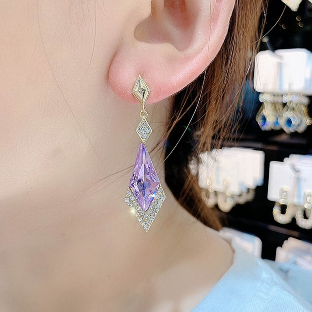 1 Pair Women Earrings Rhombus Rhinestones Faux Crystal Lightweight Sparkling Dangle Earrings for Banquet Image 4