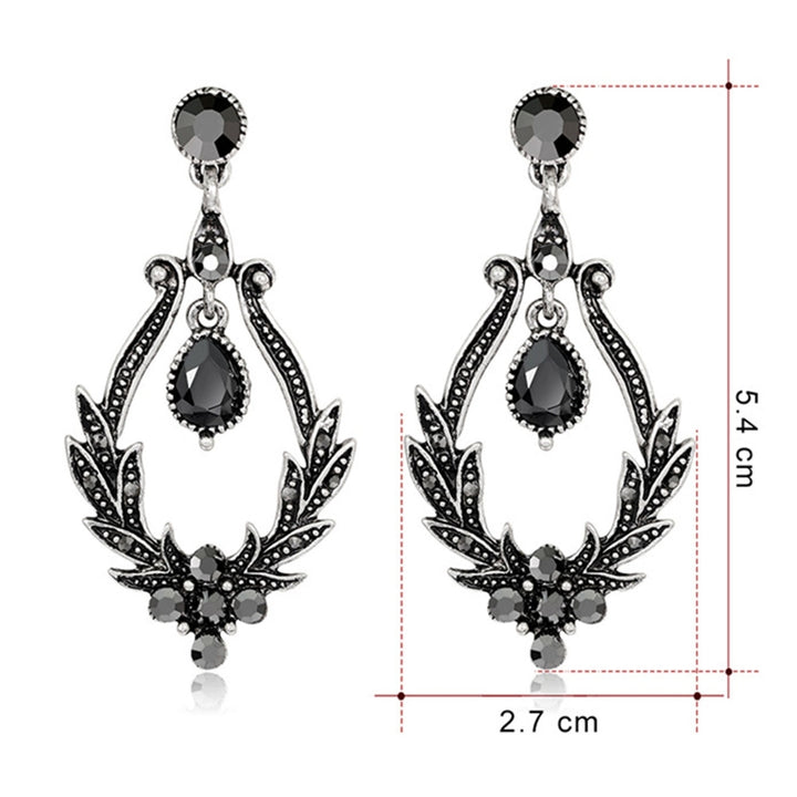 1 Pair Elegant Dangle Earrings Hollow Out Wear-resistant Ear Decoration Luxurious Stud Earrings for Banquet Image 4
