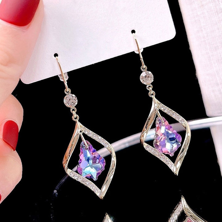 1 Pair Lady Dangle Earrings Rhombus Shape Shiny Rhinestone Exquisite Drop Earrings for Gift Image 2