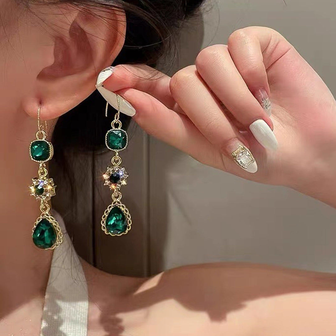 1 Pair Dangle Earrings Long Emerald Flower Shape Eye-catching Water Drop Earrings for Gift Image 2