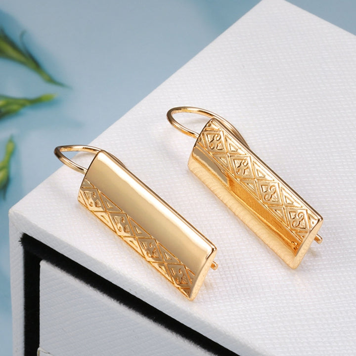 1 Pair Artistic Hook Earrings Eye-catching Alloy Rectangle Design Clip Earrings for Holiday Image 3
