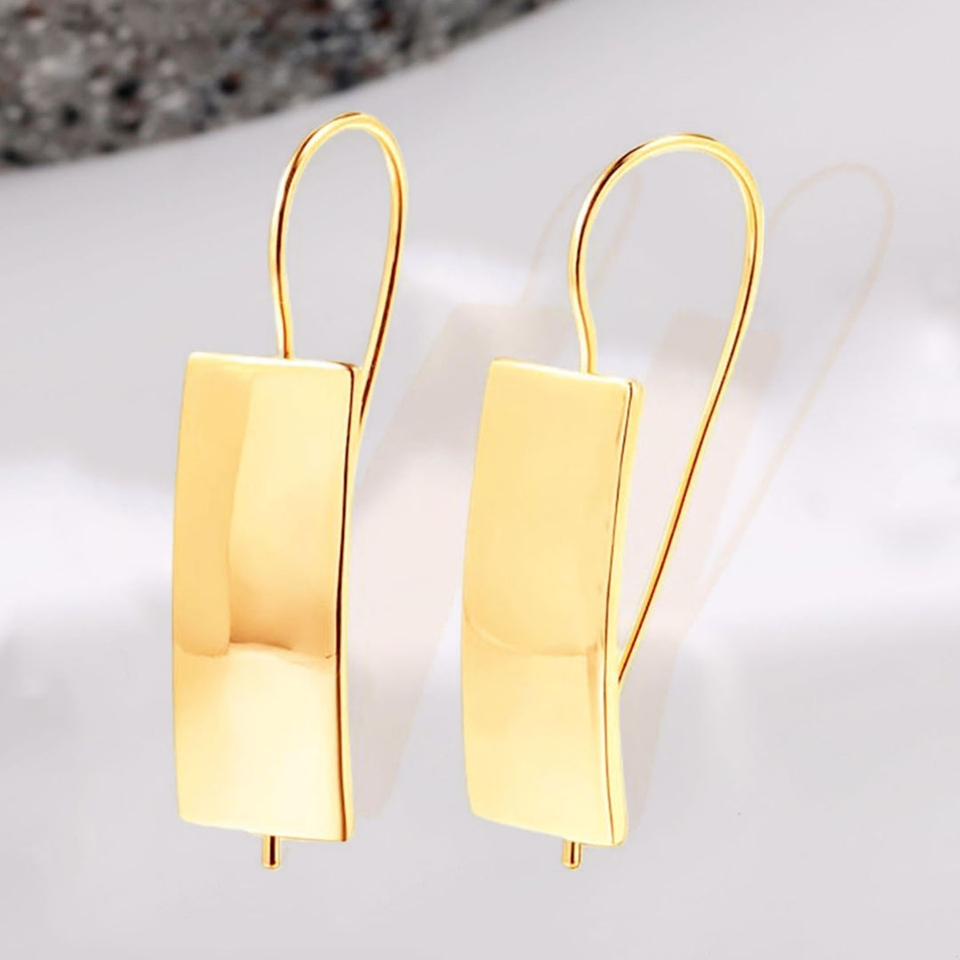 1 Pair Piercing Hook Earrings Simple Golden Rectangle Design Clip Earrings for Party Image 3