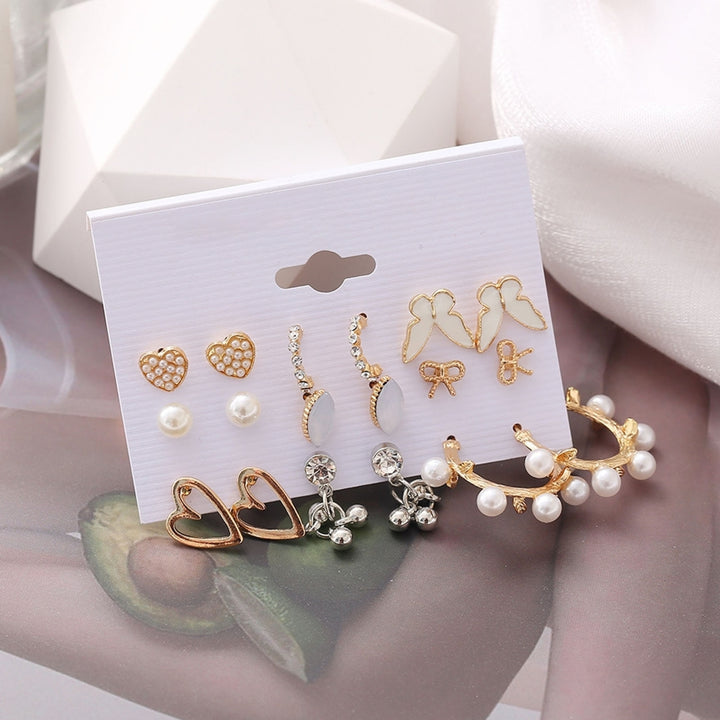1 Set Stud Earrings Heart Rhinestone Acrylic Fashion Appearance Sparkling Earrings for Daily Wear Image 6
