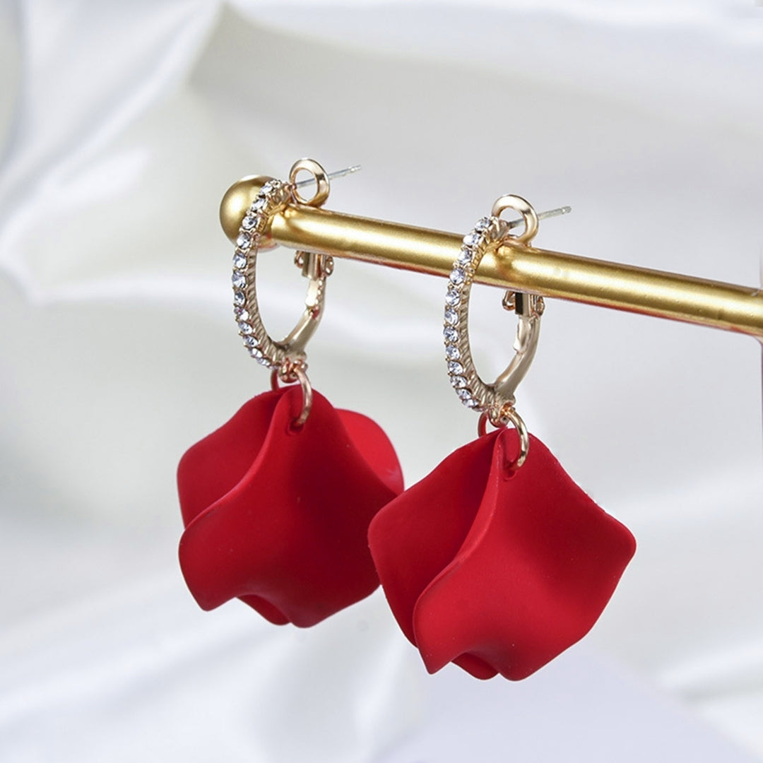1 Pair Inlaid Pendant Earrings Artistic Rose Flower Petal Hoop Earrings for Gifts Image 1
