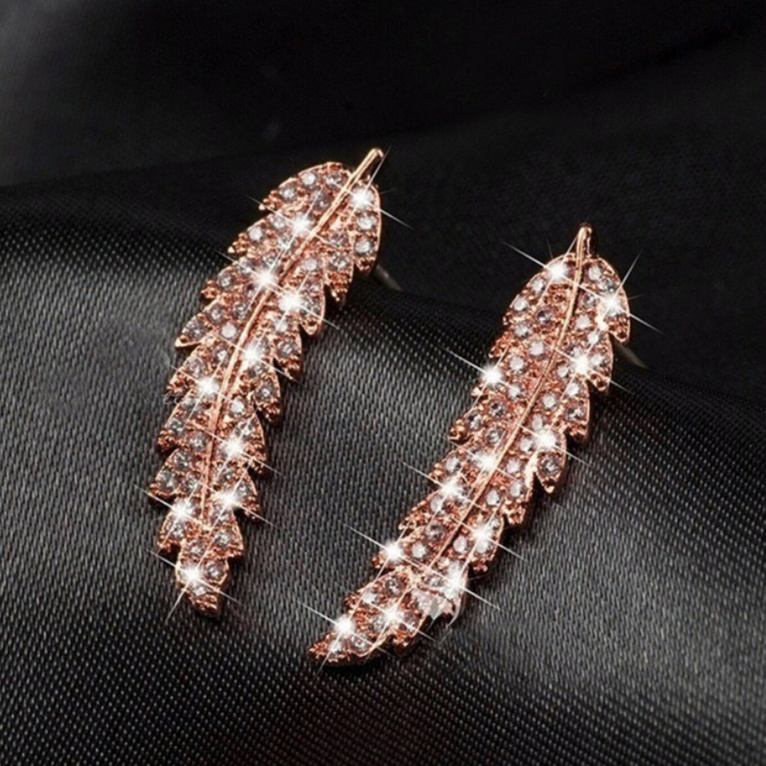 1 Pair Women Earrings Leaf Shape Sparkling Cubic Zirconia Exquisite Lady Earrings for Gift Image 4