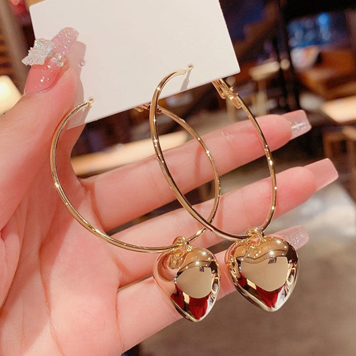 1 Pair Hoop Earrings Round Heart Pendant Plated Jewelry Exaggerated Fashion Appearance Dangle Earrings for Prom Image 2